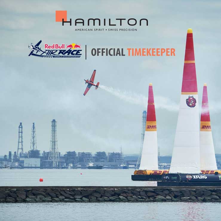 Hamilton_Offizieller-Zeitnehmer der REd Bull Air Races Championship