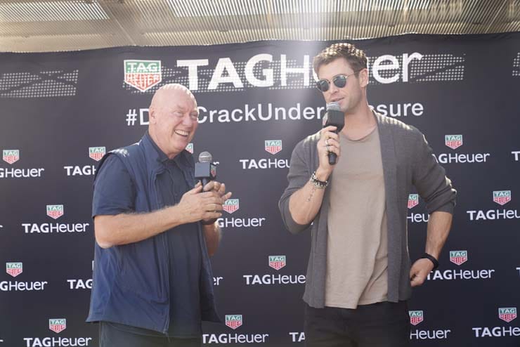 TAG Heuer-Markenbotschafters und Hollywood-Schauspieler Chris Hemsworth besuchte TAG Heuer in La Chaux-de-Fonds