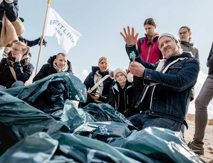 Breitling macht sauber: Beach Clean Up mit der Surfrider Foundation Deutschland auf Sylt