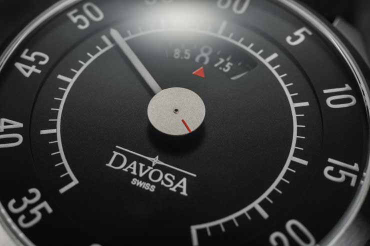 740.5 Davosa Newton Speedometer